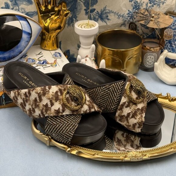 🆕 KURT GEIGER LONDON 🧿 NWOB Chelsea Drench Cross Strap Sandal, Brown Sz US 7 - Picture 5 of 16